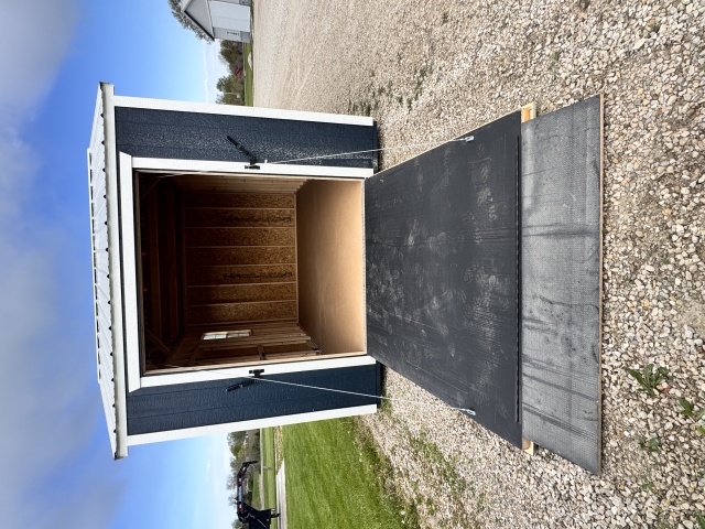 Side Gable Utility - 10x16