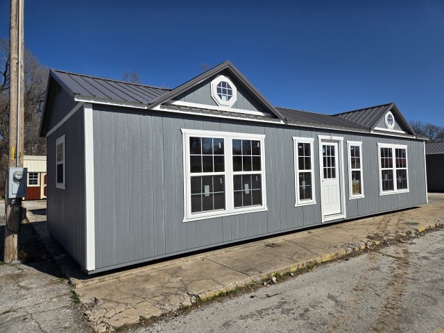 Side Utility - 16x40