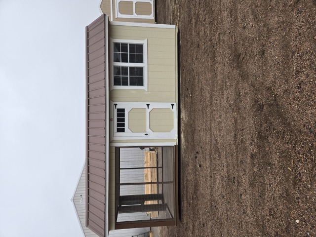 Chicken Coop - 8x20