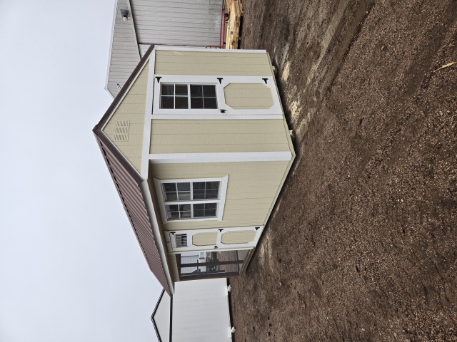 Chicken Coop - 8x20