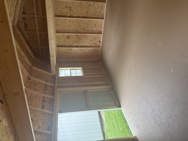 Side Lofted Barn - 12x20