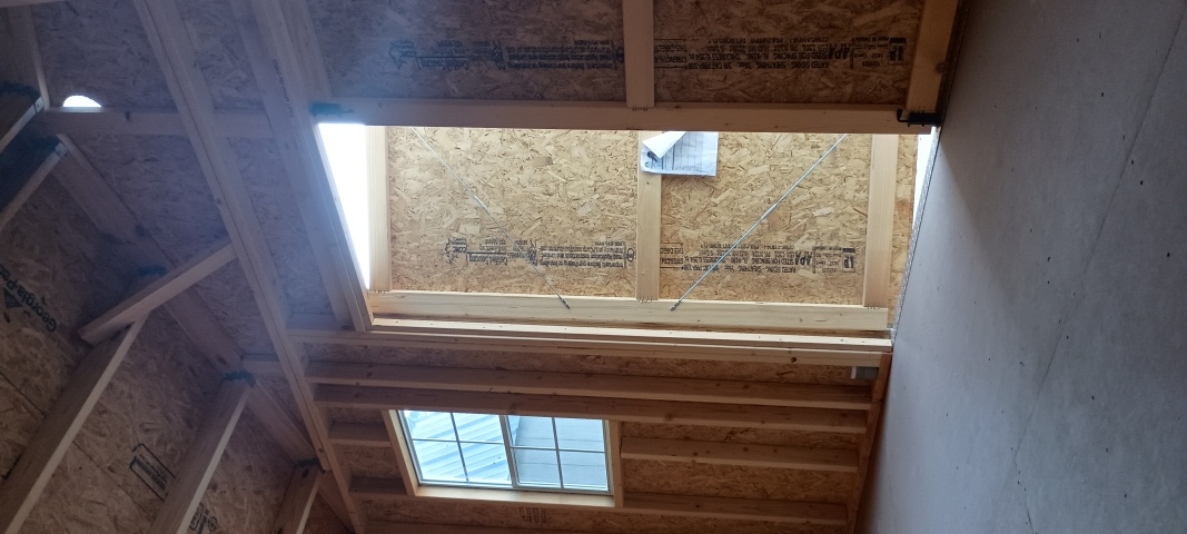 Side Gable Utility - 10x16