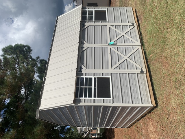 Side Lofted Barn - 10x12