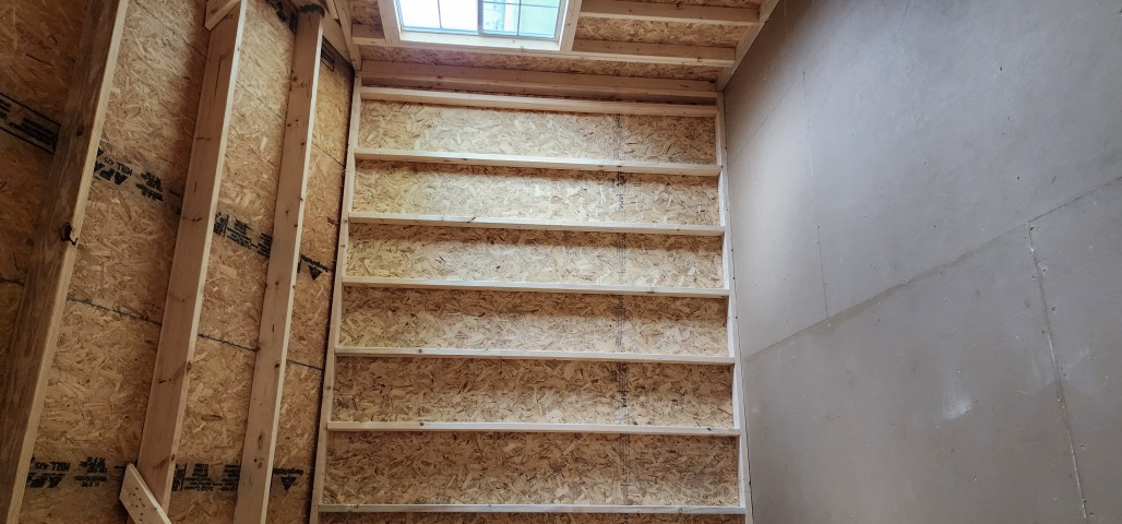 Side Gable Utility - 10x16