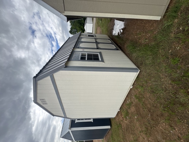 Side Lofted Barn - 10x16