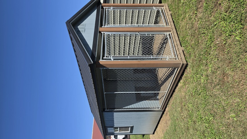 Dog Kennel - 8x16
