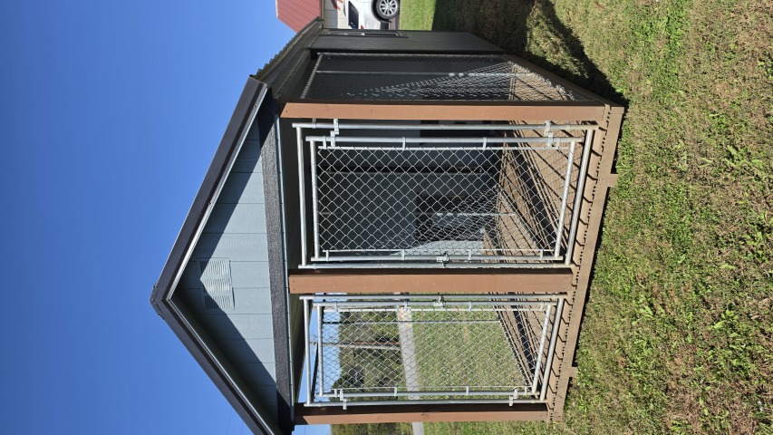 Dog Kennel - 8x16