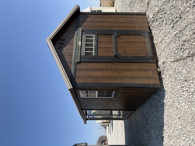 Dog Kennel - 8x16