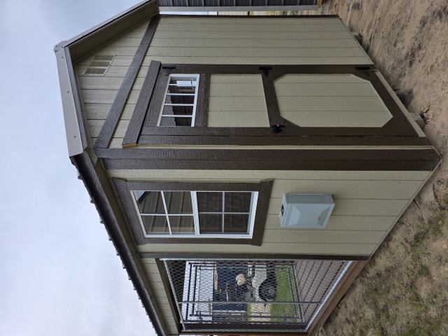 Dog Kennel - 8x12