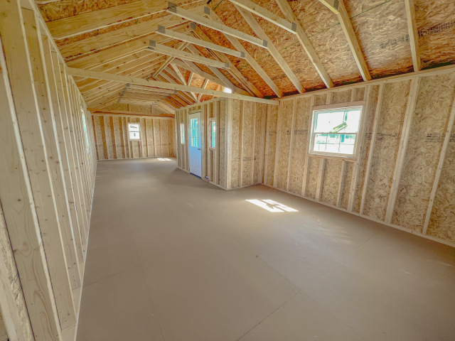 Side Cabin - 14x40