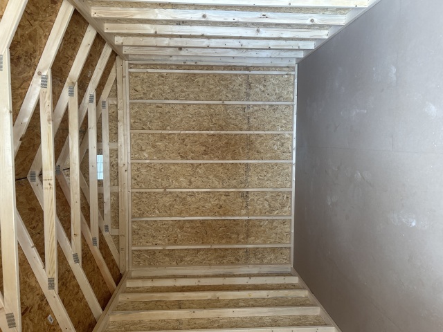 Utility Xtra Height - 10x16