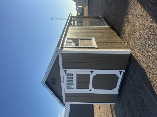 Dog Kennel - 8x16