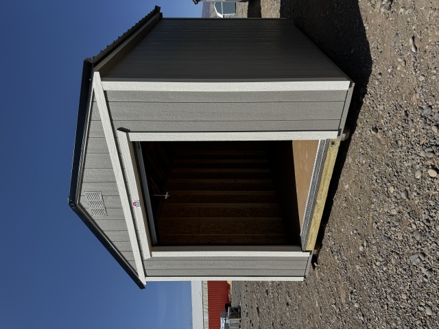 Utility Xtra Height - 10x12