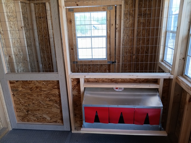 Chicken Coop - 8x20