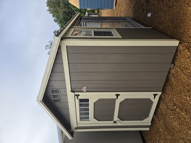 Dog Kennel - 8x12