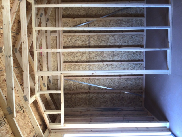 Side Utility - 12x26