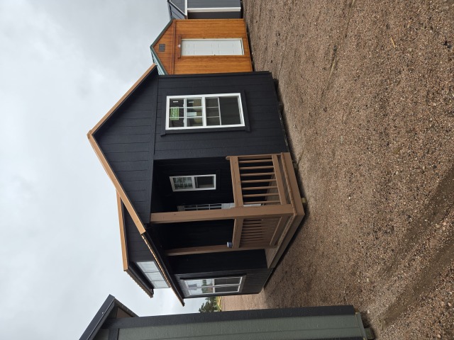 Side Cabin - 12x20