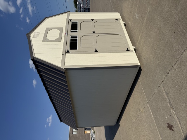 Lofted Barn - 10x16