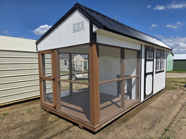 Chicken Coop - 8x20