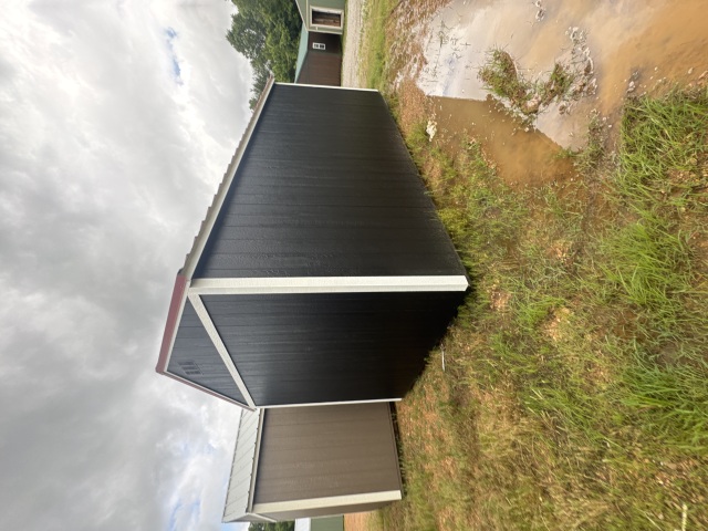 Utility Xtra Height - 10x20