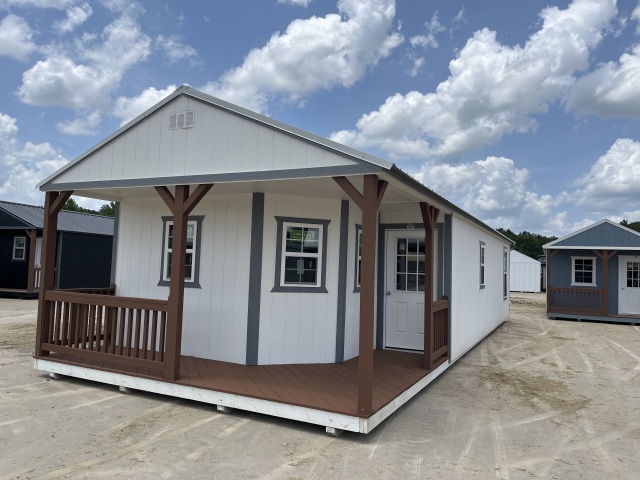 Deluxe Cabin - 16x44