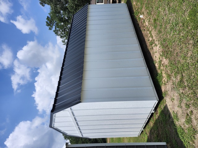 Side Lofted Barn - 10x20