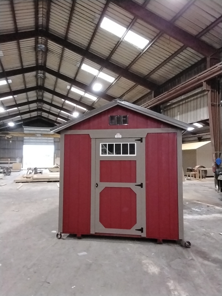 Dog Kennel - 8x16