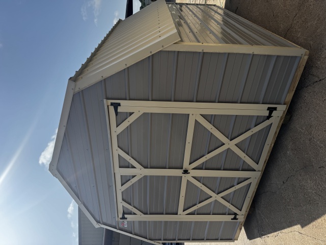 Standard Barn - 10x12