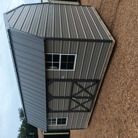 Side Lofted Barn - 10x16