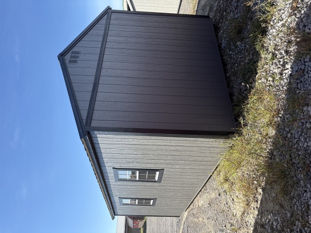 Side Utility - 12x20