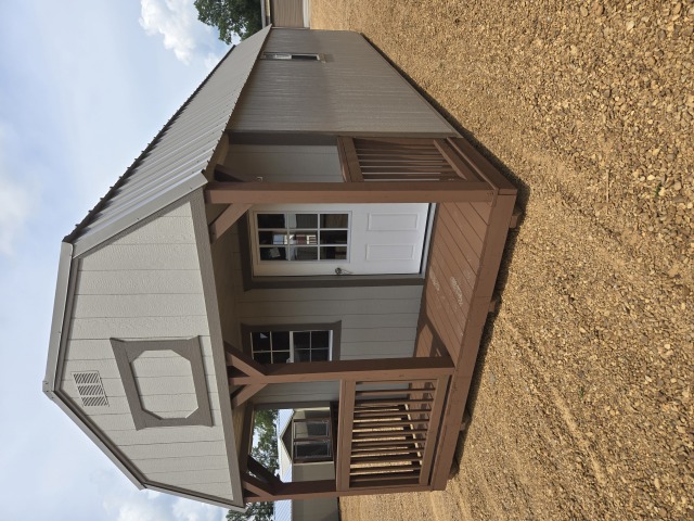 Lofted Barn Cabin - 12x32