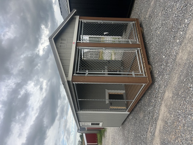 Dog Kennel - 8x16