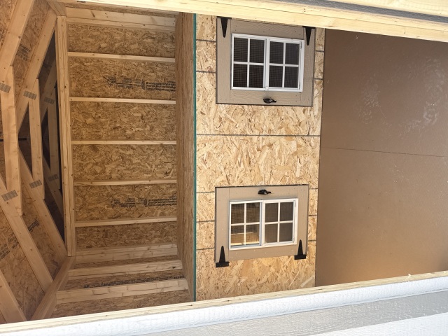 Dog Kennel - 8x16