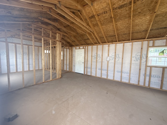 Side Utility - 16x50