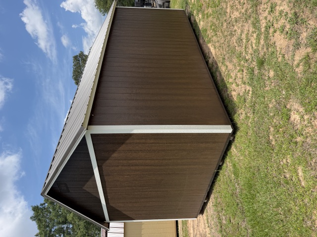 Side Utility - 12x20