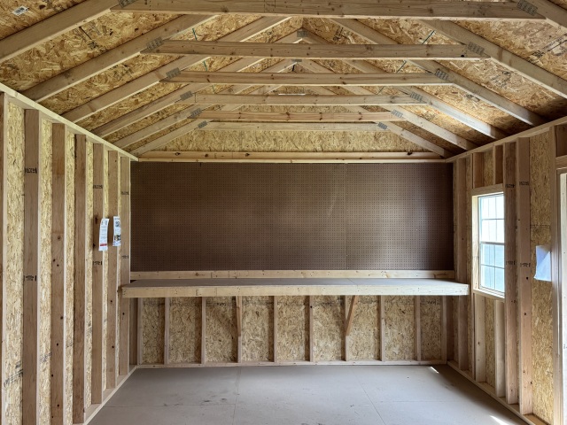 Side Utility - 12x20