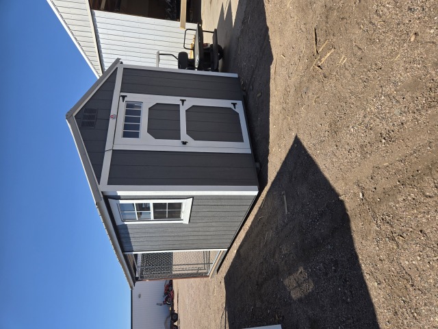 Dog Kennel - 8x16
