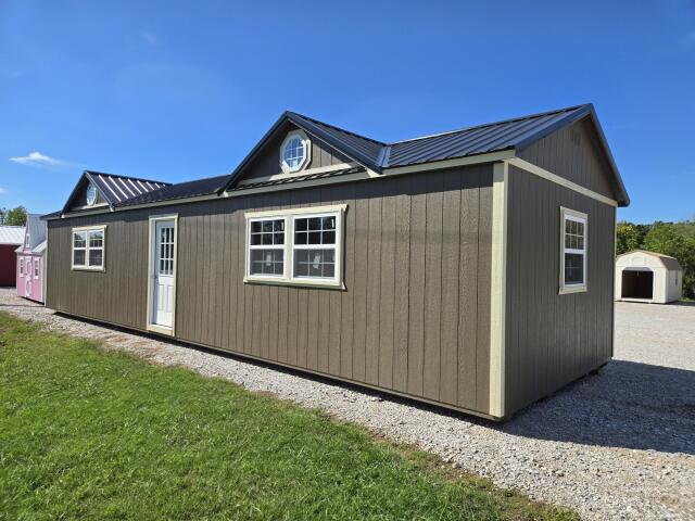 Side Utility - 14x44