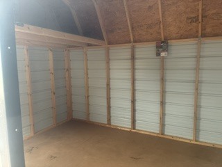 Side Lofted Barn - 10x16