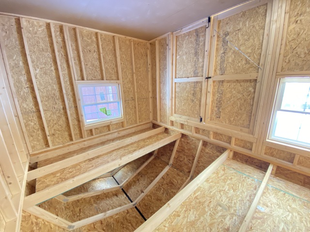 Side Lofted Barn - 10x12