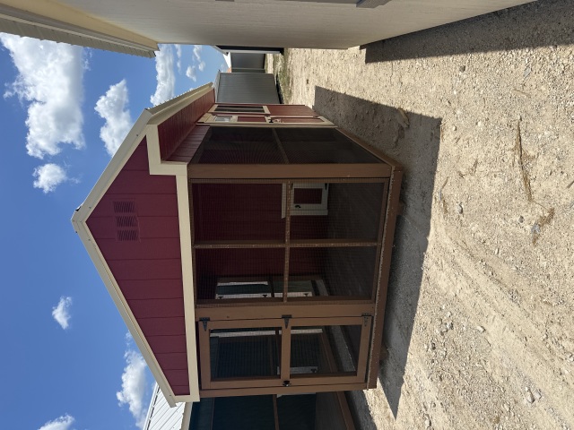Chicken Coop - 8x20