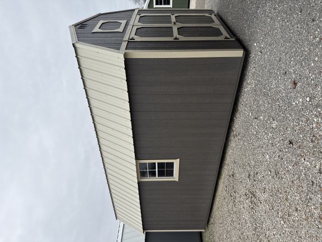 Lofted Barn - 10x20