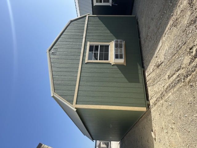 Side Lofted Barn - 16x32