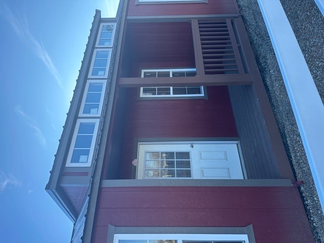 Side Cabin - 16x26