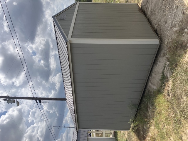 Side Utility - 10x16