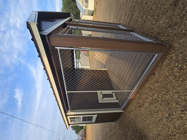 Dog Kennel - 8x12