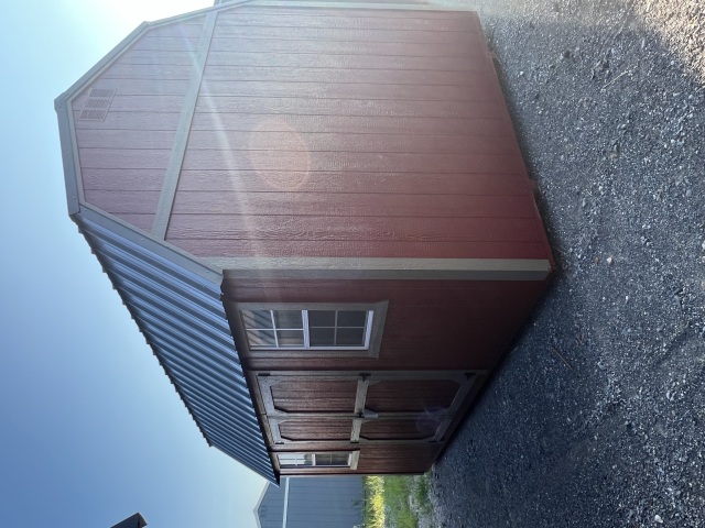 Side Lofted Barn - 10x16