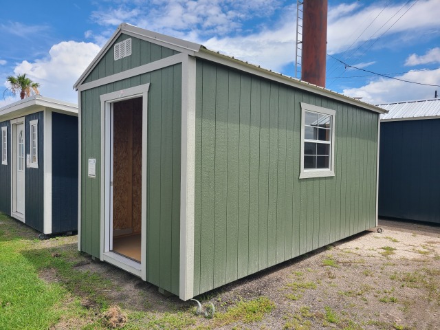 Utility Xtra Height - 8x18