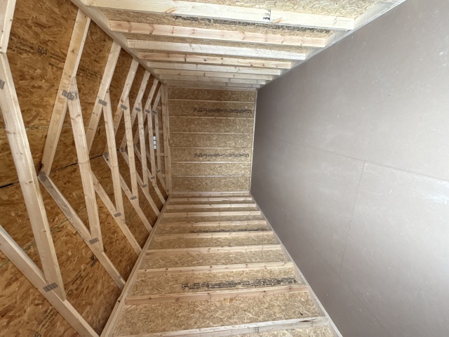 Utility Xtra Height - 10x16