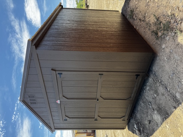 Utility Xtra Height - 10x12